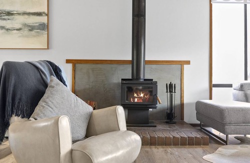 Anglesea House | The Beach Hut
