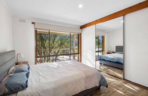 Anglesea House | The Beach Hut