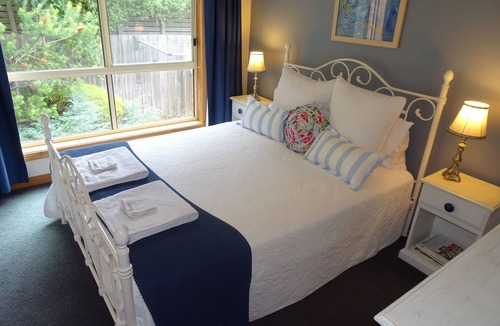 Woodend Bed & Breakfast | The birch bed and breakfast