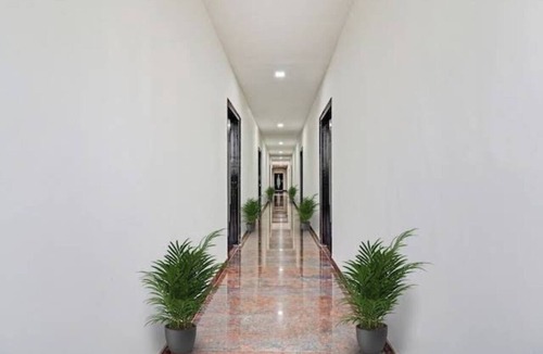 RT Nagar Hotel | The Blooms Stay Inn