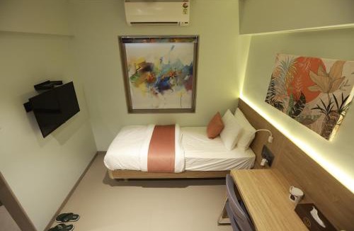Mumbai Hotel | The Bohoo 99 Nr Mumbai International Airport