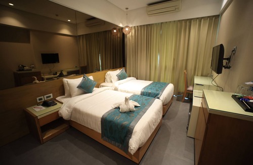 Borivali West Hotel | The Byke Delotel