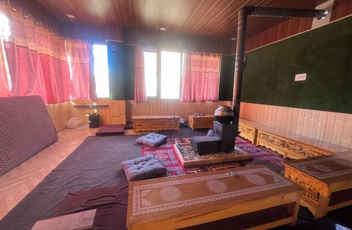 Chitkul Hotel | The Grand Lamkhaga By Mountain Bee