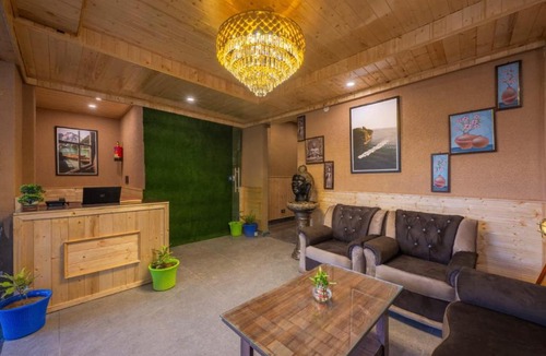 Fagu Hotel | The Heritage Haven Kufri l Family Events I Multi Cuisine Restaurant l Sky Bonfire l Lift l Power Backup l Free Parking l Kufri By Exotic Stays