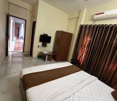 Sanwer Hotel | The Highway Inn Hotel And Resort