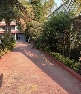 Sanwer Hotel | The Highway Inn Hotel And Resort