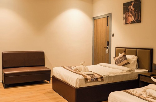 Sibsagar Hotel | The Hue House
