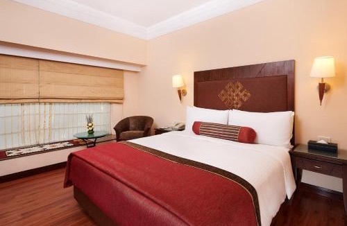 Sheshadripuram Hotel | The Lalit Ashok