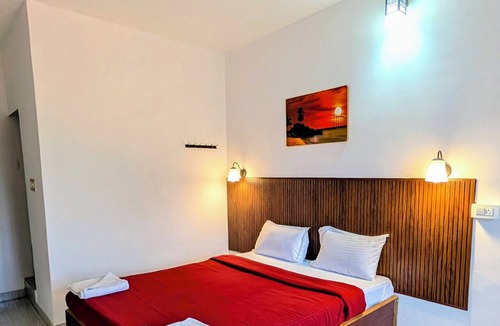 Stuart Hill Hotel | The Lantana Resort
