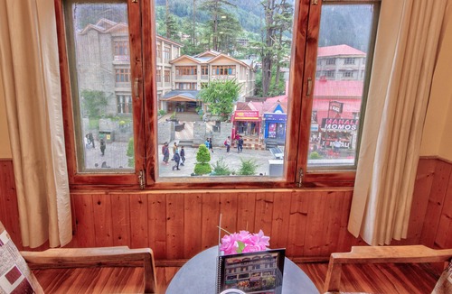 Manali Hotel | The mount Heaven Hotel Vijayant