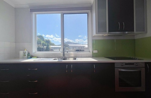Risdon Vale House | The Mountain Riveting House at Risdon vale