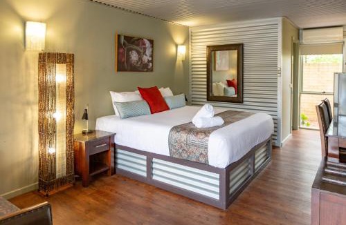 Morwell Hotel | The Olive Tree Motel
