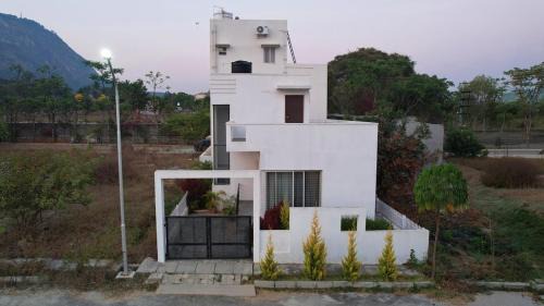 Nandi Hills Apartment | The Orchid - Falcon Stays at Nandi Hills