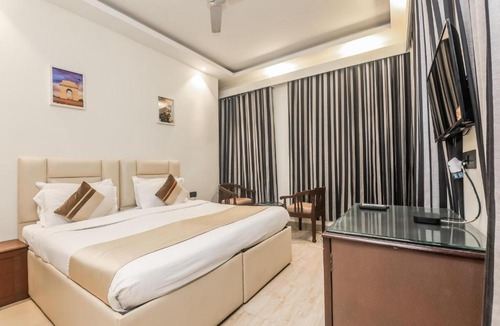 Kailash Colony Hotel | The Orion Express- Kailash Colony