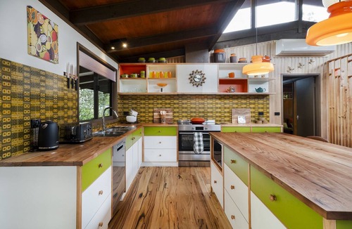 Bright House | The perfect spot for family and friends