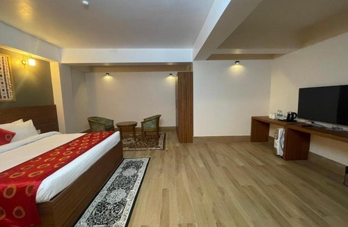 Bomdila Hotel | The Pham Inn