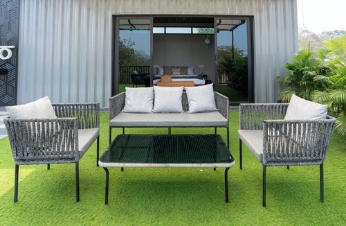 Bhongir Cabin | The Porch Farmstay 1BR-Private Pool by Homeyhuts