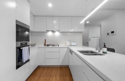 Pymble Apartment | The Pymble Residence Modern Comfort & Prime Location
