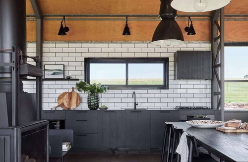 Gerroa House | 'The Shed' - Gerroa