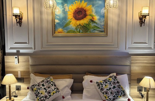 Noida Bed & Breakfast | The Spiral Nest - Supernova Spira -The Luxury Studio Apartment