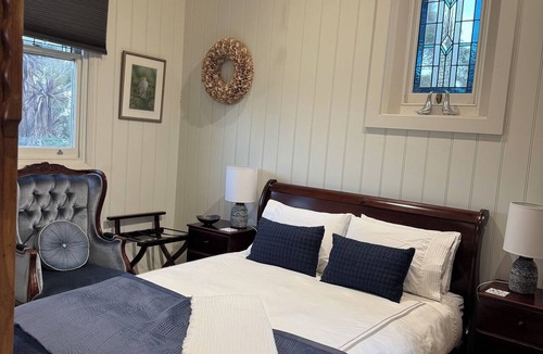 Mount Barker Summit Cottage | The Tin Tabernacle with spa