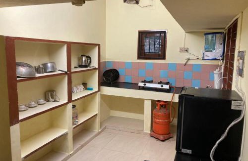 Tiruchirappalli Villa | Thiruveesar 2BHK Homestays near Airport-only for families