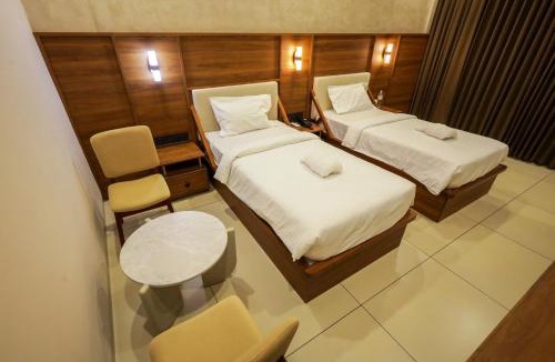 Thalassery Hotel | Town Square Residency