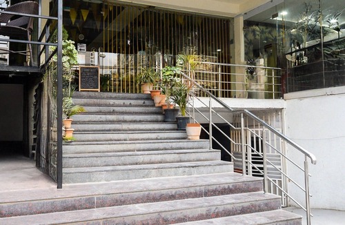 Madhapur House | Townhouse HITEC City Metro Station