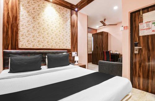 Ballygunge Hotel | Townhouse Kolkata Rabindra Sadan Metro Station