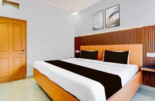 Shenoys Hotel | Townhouse Market Road Ernakulam