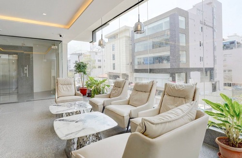 Brookefield House | Townhouse Oak AECS Layout Brookfield