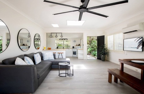 Pearl Beach House | Trampoline + 150mtrs to beach
