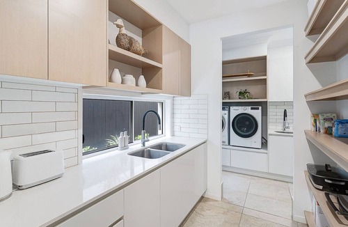 Moffat Beach House | Tranquil Palms Pet-Friendly Near Moffat Beach