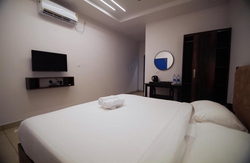 Devikolam Hotel | Travlounge Adimali