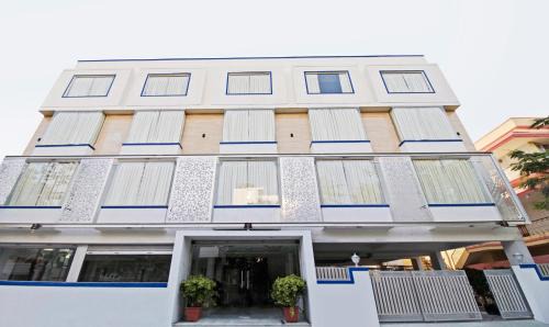Indiranagar Hotel | Treebo Blu Orchid
