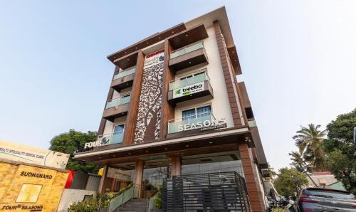 Mysore Hotel | Treebo Four Seasons, Near Mysore Palace