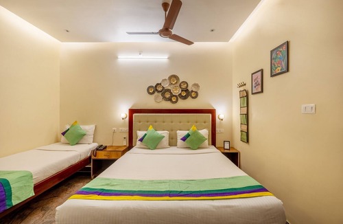 Kalapettai Hotel | Treebo Grace Inn, 3 Min Walk From Promenade Beach