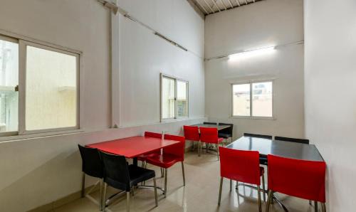 Sheshadripuram Hotel | Treebo Hiland Suites