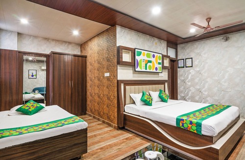 Sarnath Hotel | Treebo Saumendra Residency