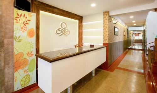 Kochi Hotel | Treebo The Qasr