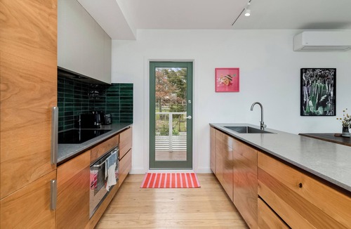 Trentham House | Trent Creek Retreat- a beautiful 4-bedroom home in the heart of Trentham