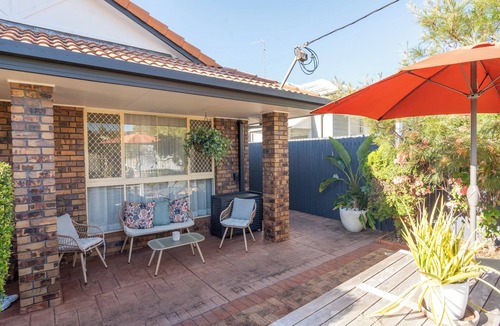 Burleigh Heads House | Two Cozy Burleigh homes in one! Pet friendly and ideal for extended families.