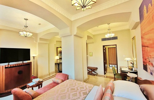 Jodhpur Hotel | Umaid Bhawan Palace
