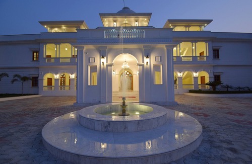 Rajawas Hotel | Umaid Farm Resort - A Legacy Vintage Stay in Jaipur