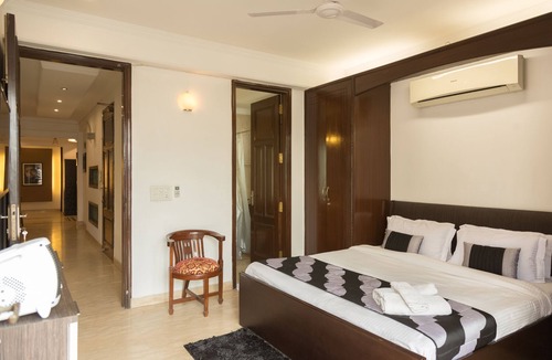 Hauz Khas Village Bed & Breakfast | Under My Roof - Classic