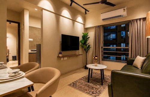 Kurla Apartment | Union at BKC