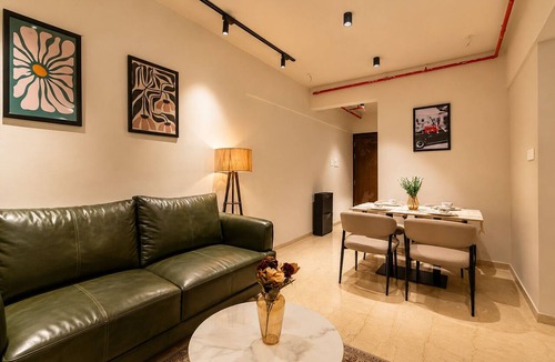 Kurla Apartment | Union at BKC