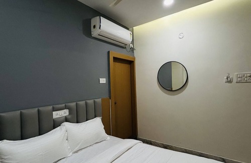 Gachibowli Hotel | V Check Inn