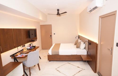 Agara Hotel | Vaishnavi Residency