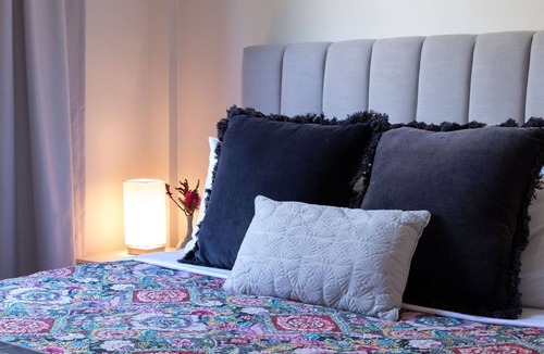 Apollo Bay House | Valley View Nature Retreat – Tranquil Farm Stay in Apollo Bay, Relax and Breathe